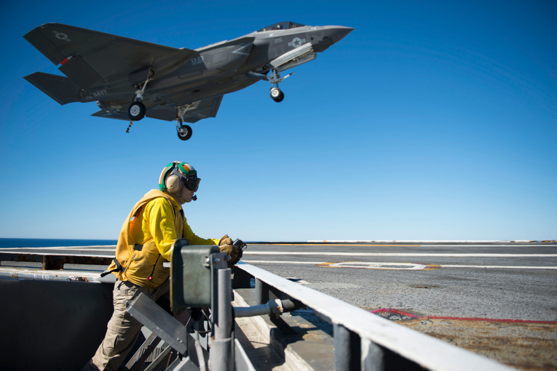 Illustration for article titled Week One Of The F-35C's Initial Ship Trials In Stunning Imagery